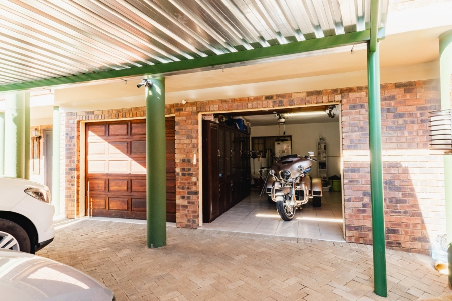 3 Bedroom Property for Sale in Bayswater Free State
